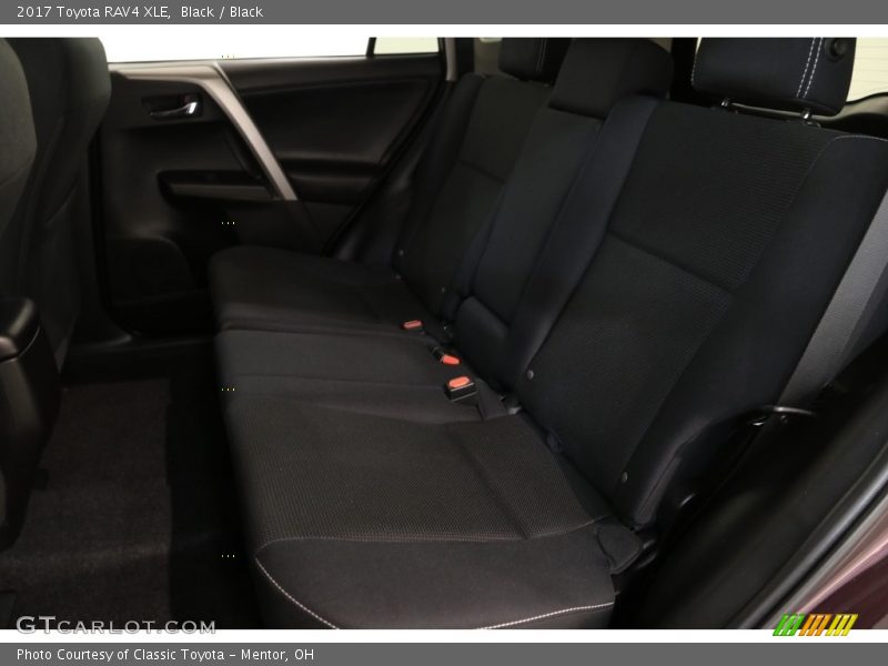 Black / Black 2017 Toyota RAV4 XLE