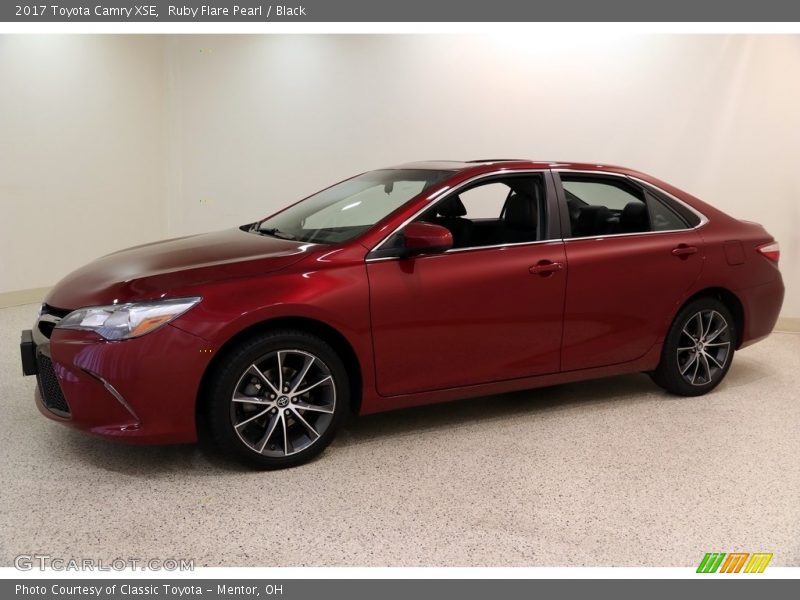 Ruby Flare Pearl / Black 2017 Toyota Camry XSE