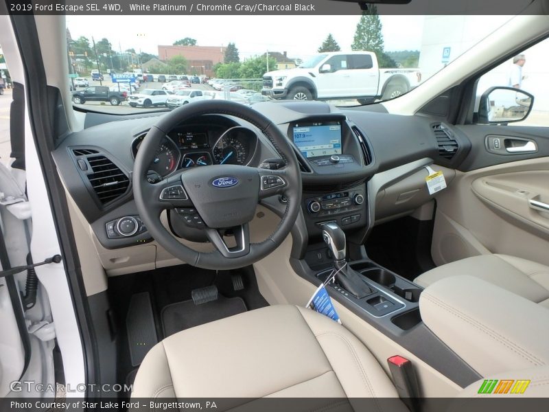 White Platinum / Chromite Gray/Charcoal Black 2019 Ford Escape SEL 4WD
