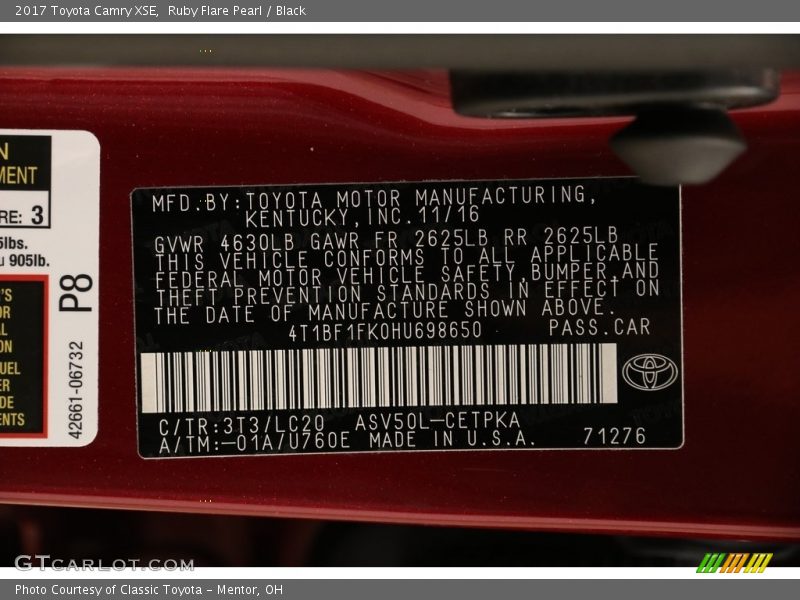 Ruby Flare Pearl / Black 2017 Toyota Camry XSE