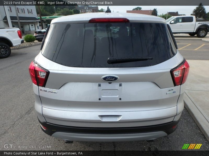 Ingot Silver / Chromite Gray/Charcoal Black 2019 Ford Escape SE 4WD