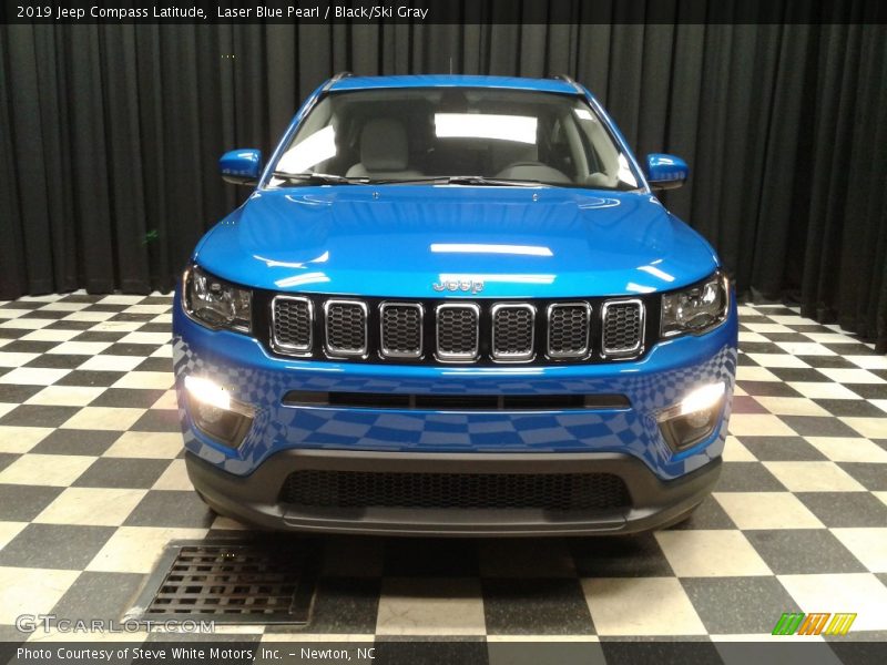 Laser Blue Pearl / Black/Ski Gray 2019 Jeep Compass Latitude
