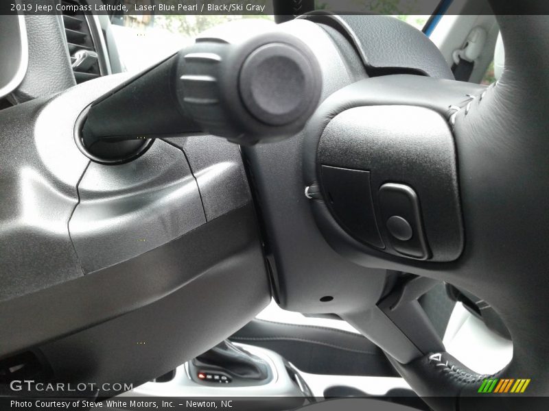 Laser Blue Pearl / Black/Ski Gray 2019 Jeep Compass Latitude