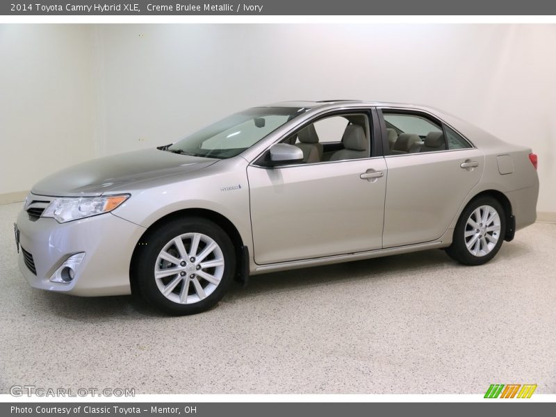 Creme Brulee Metallic / Ivory 2014 Toyota Camry Hybrid XLE