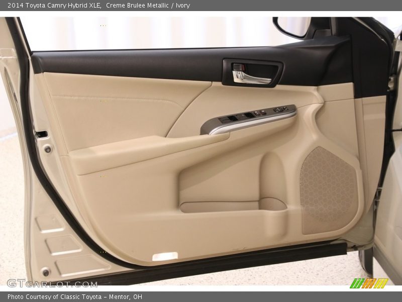 Creme Brulee Metallic / Ivory 2014 Toyota Camry Hybrid XLE