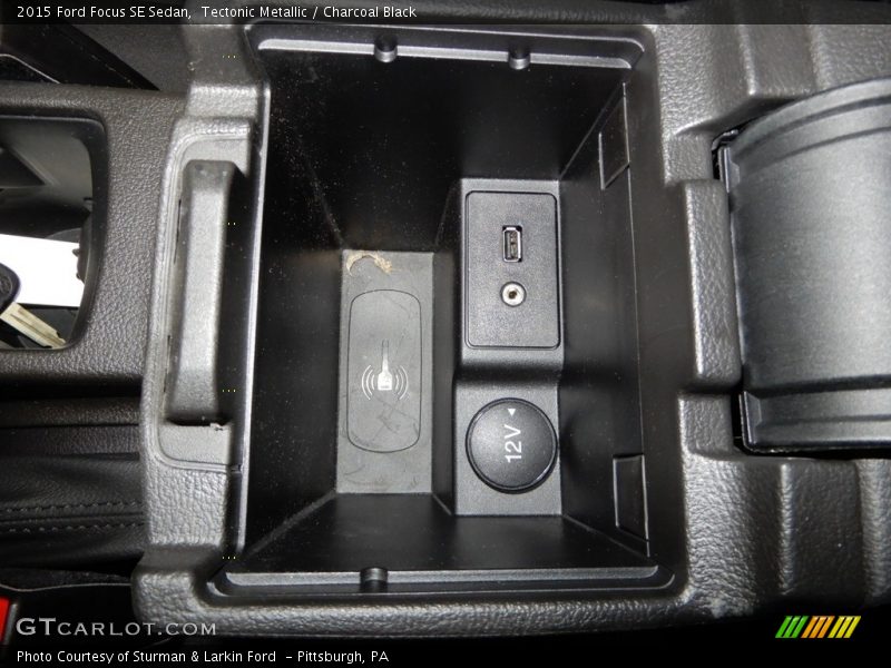 Tectonic Metallic / Charcoal Black 2015 Ford Focus SE Sedan