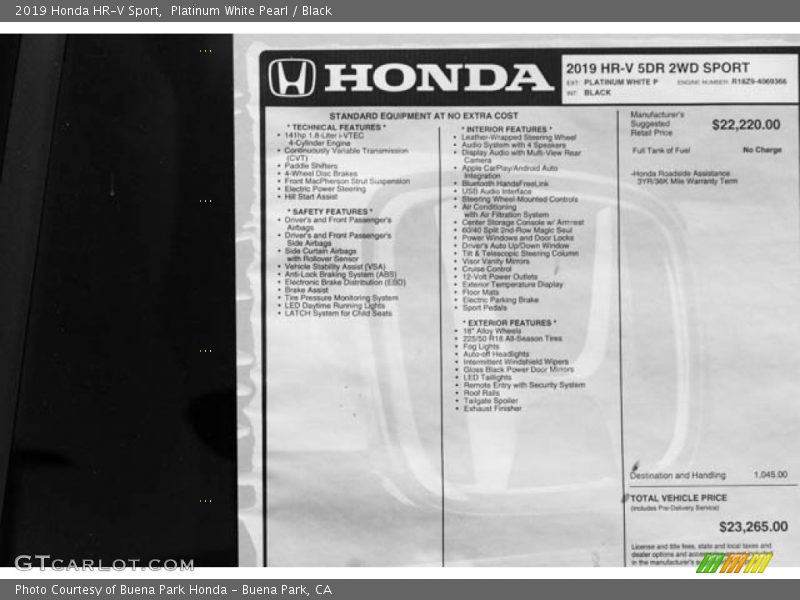 Platinum White Pearl / Black 2019 Honda HR-V Sport