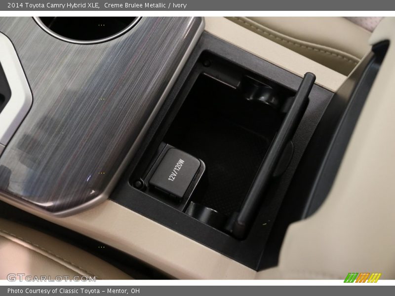 Creme Brulee Metallic / Ivory 2014 Toyota Camry Hybrid XLE