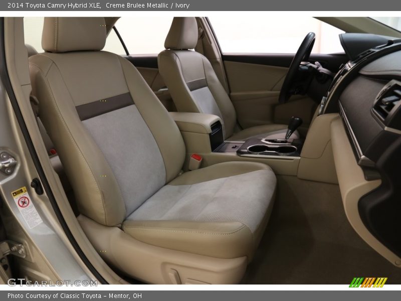 Creme Brulee Metallic / Ivory 2014 Toyota Camry Hybrid XLE