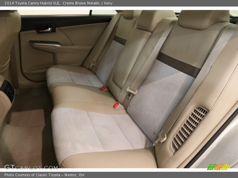 Creme Brulee Metallic / Ivory 2014 Toyota Camry Hybrid XLE