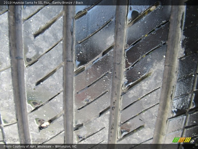 Earthy Bronze / Black 2019 Hyundai Santa Fe SEL Plus