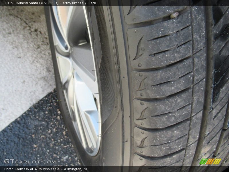 Earthy Bronze / Black 2019 Hyundai Santa Fe SEL Plus