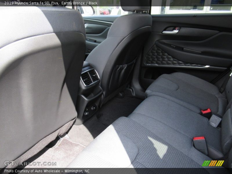 Earthy Bronze / Black 2019 Hyundai Santa Fe SEL Plus