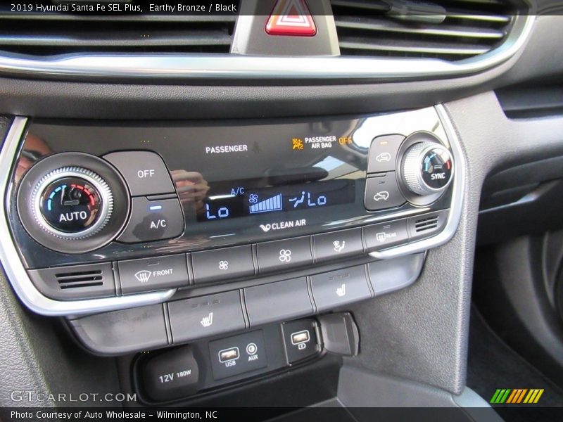 Earthy Bronze / Black 2019 Hyundai Santa Fe SEL Plus