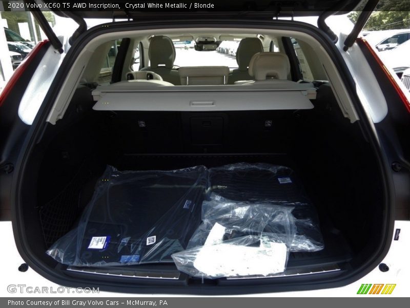 Crystal White Metallic / Blonde 2020 Volvo XC60 T5 AWD Inscription
