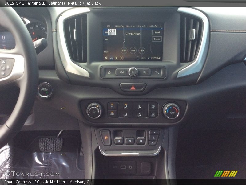 Satin Steel Metallic / Jet Black 2019 GMC Terrain SLE