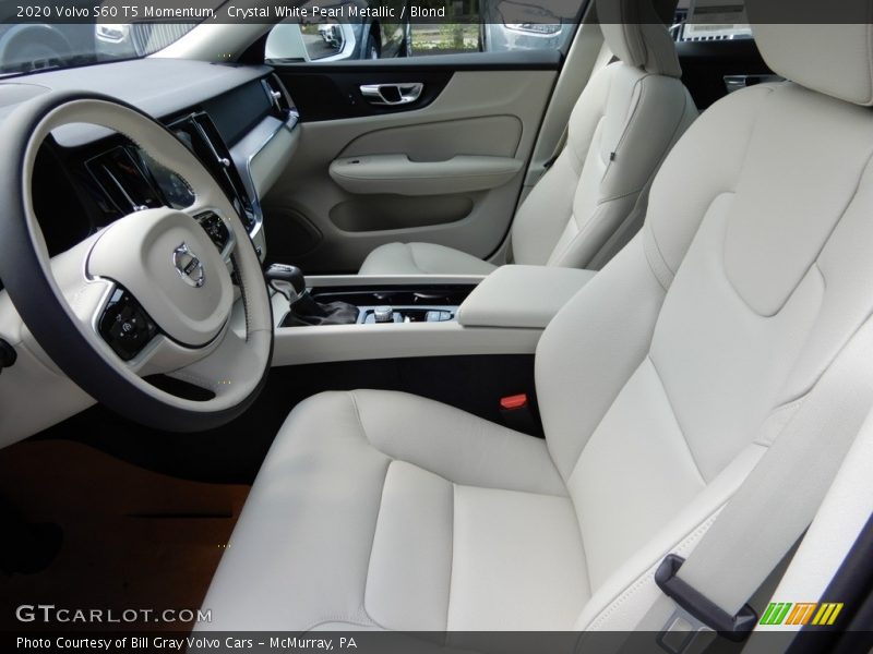 Front Seat of 2020 S60 T5 Momentum