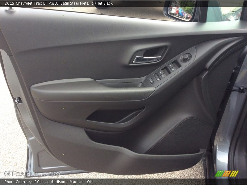 Satin Steel Metallic / Jet Black 2019 Chevrolet Trax LT AWD