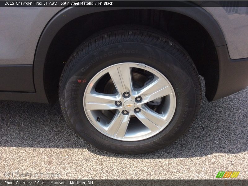 Satin Steel Metallic / Jet Black 2019 Chevrolet Trax LT AWD
