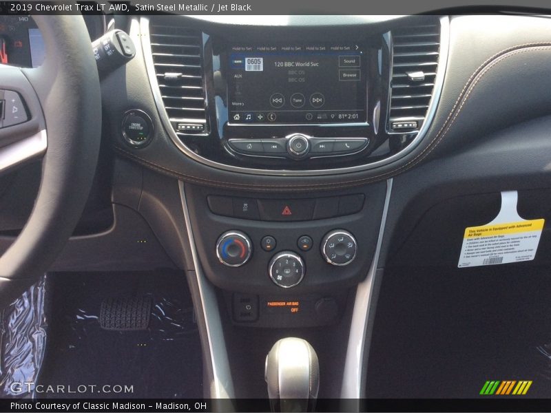 Satin Steel Metallic / Jet Black 2019 Chevrolet Trax LT AWD