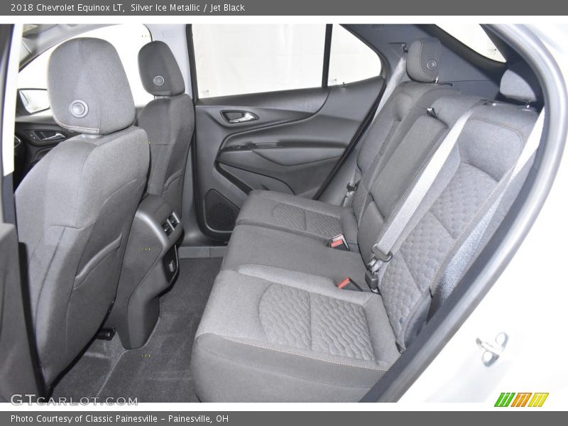 Silver Ice Metallic / Jet Black 2018 Chevrolet Equinox LT