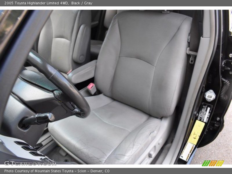 Black / Gray 2005 Toyota Highlander Limited 4WD