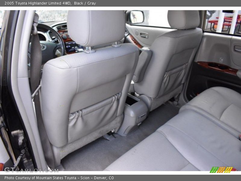 Black / Gray 2005 Toyota Highlander Limited 4WD