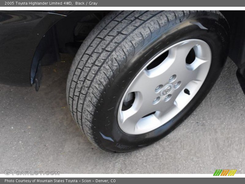 Black / Gray 2005 Toyota Highlander Limited 4WD