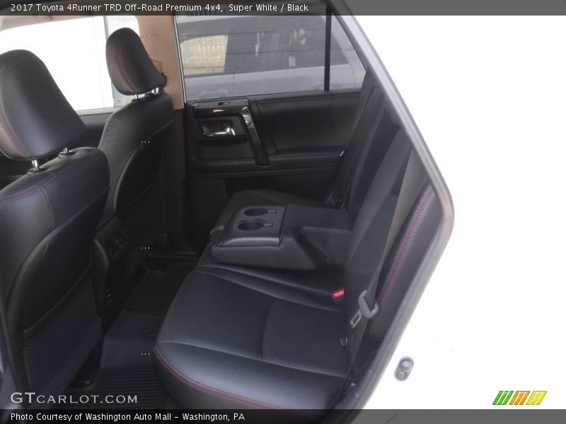 Super White / Black 2017 Toyota 4Runner TRD Off-Road Premium 4x4