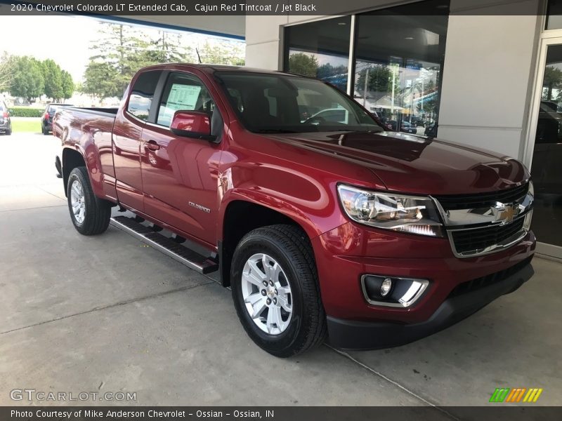 Front 3/4 View of 2020 Colorado LT Extended Cab