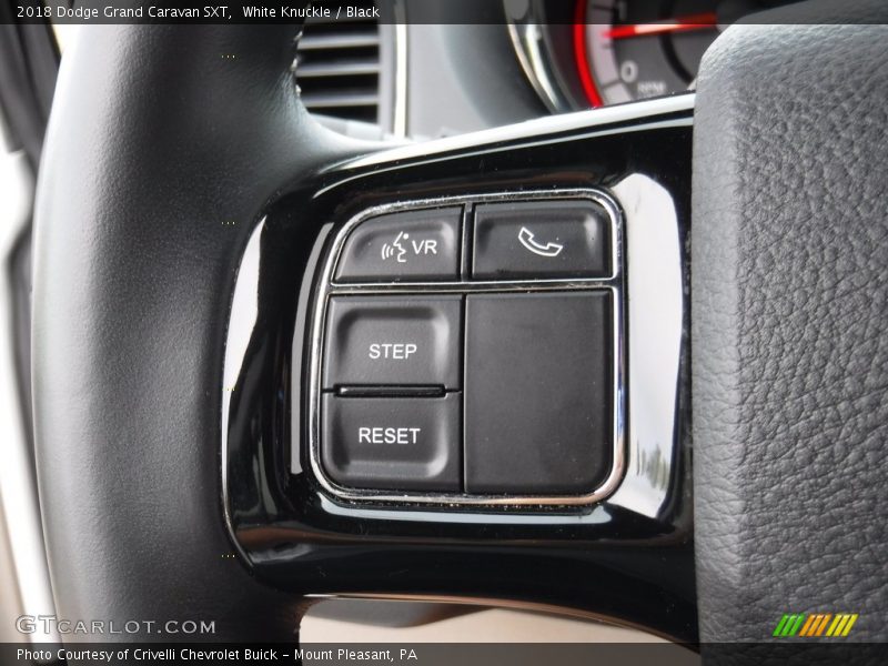 White Knuckle / Black 2018 Dodge Grand Caravan SXT