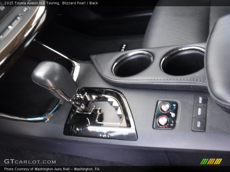 Blizzard Pearl / Black 2015 Toyota Avalon XLE Touring