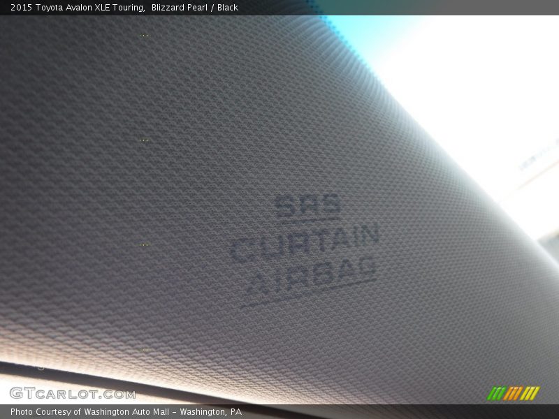 Blizzard Pearl / Black 2015 Toyota Avalon XLE Touring