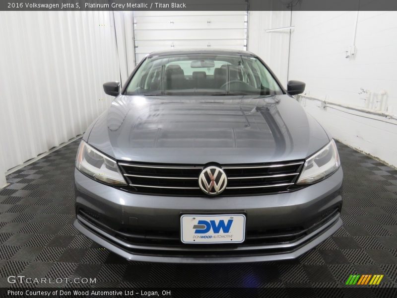 Platinum Grey Metallic / Titan Black 2016 Volkswagen Jetta S