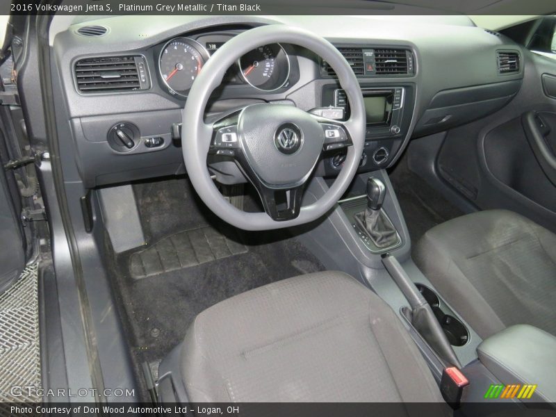 Platinum Grey Metallic / Titan Black 2016 Volkswagen Jetta S