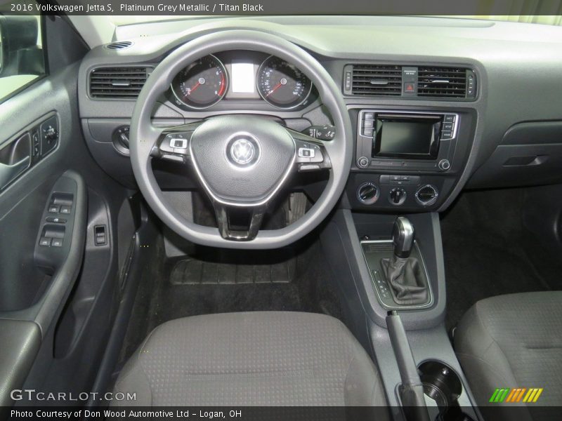 Platinum Grey Metallic / Titan Black 2016 Volkswagen Jetta S