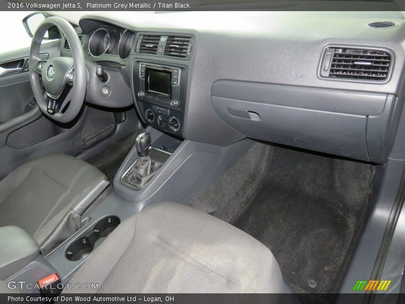 Platinum Grey Metallic / Titan Black 2016 Volkswagen Jetta S