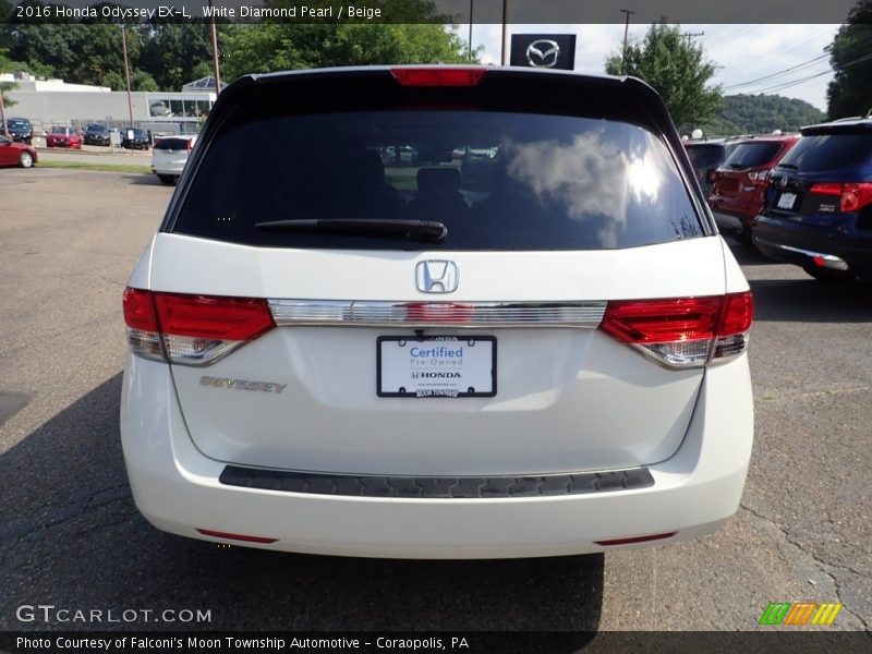 White Diamond Pearl / Beige 2016 Honda Odyssey EX-L