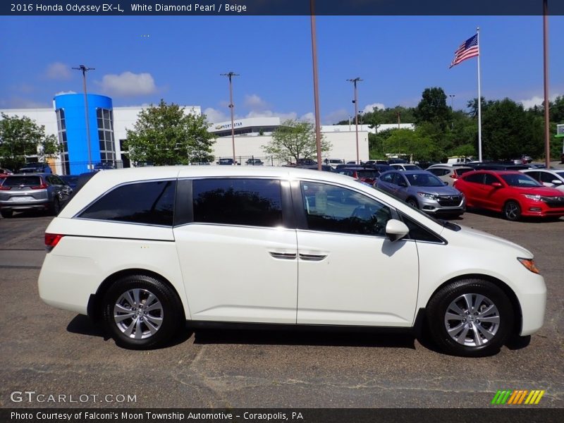 White Diamond Pearl / Beige 2016 Honda Odyssey EX-L