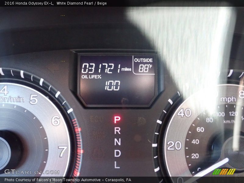 White Diamond Pearl / Beige 2016 Honda Odyssey EX-L