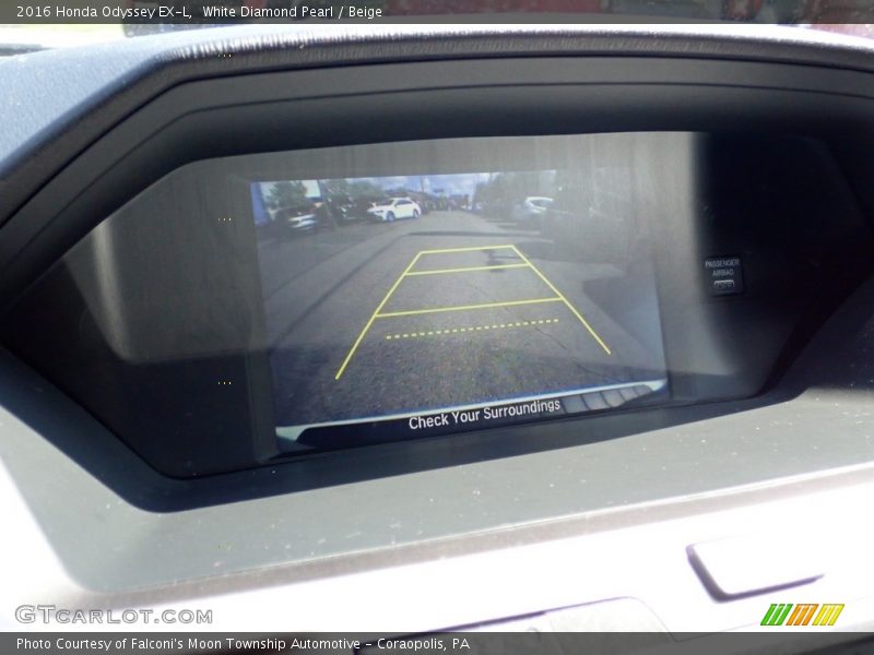 White Diamond Pearl / Beige 2016 Honda Odyssey EX-L