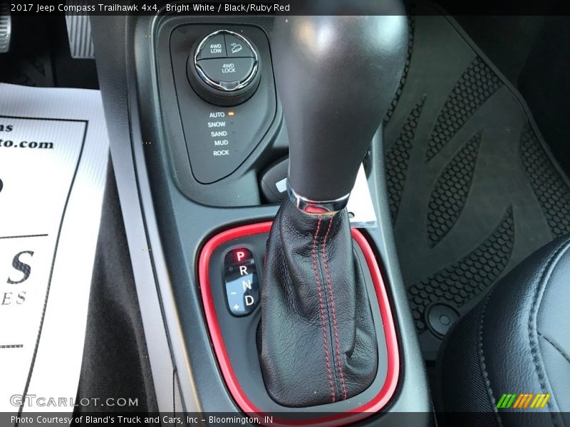 Bright White / Black/Ruby Red 2017 Jeep Compass Trailhawk 4x4