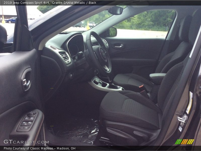 Granite Crystal Metallic / Black 2019 Jeep Compass Sport 4x4