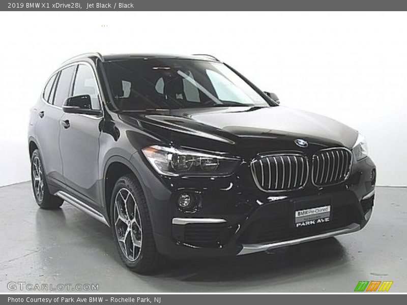 Jet Black / Black 2019 BMW X1 xDrive28i