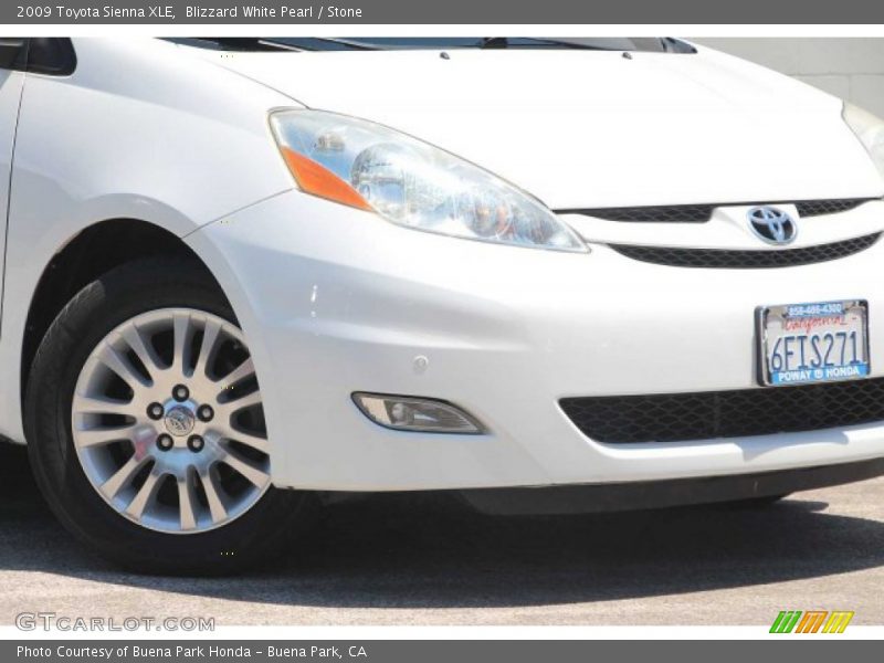 Blizzard White Pearl / Stone 2009 Toyota Sienna XLE