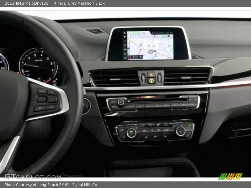 Mineral Grey Metallic / Black 2019 BMW X1 xDrive28i