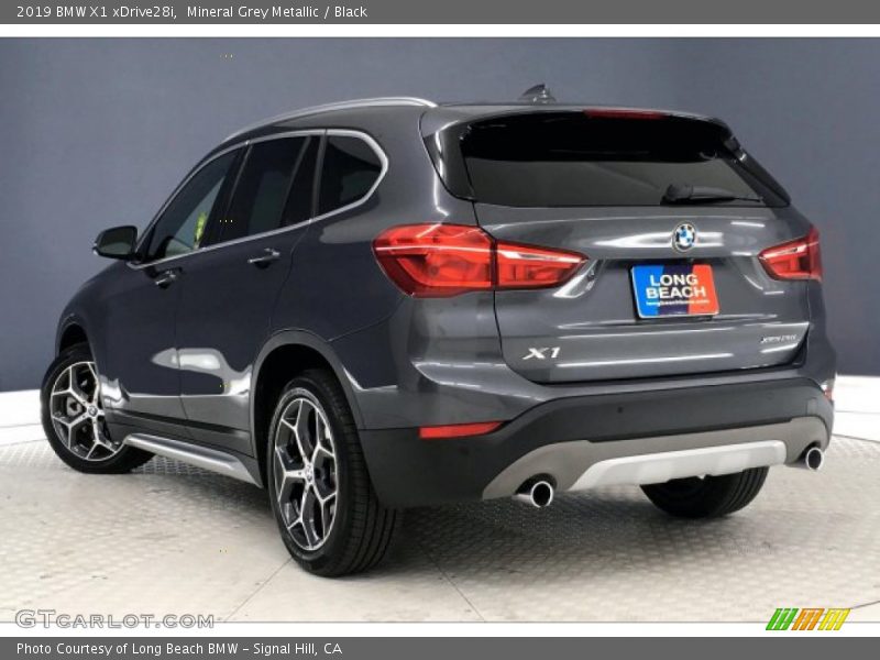 Mineral Grey Metallic / Black 2019 BMW X1 xDrive28i