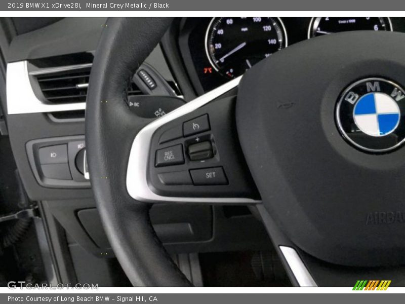 Mineral Grey Metallic / Black 2019 BMW X1 xDrive28i