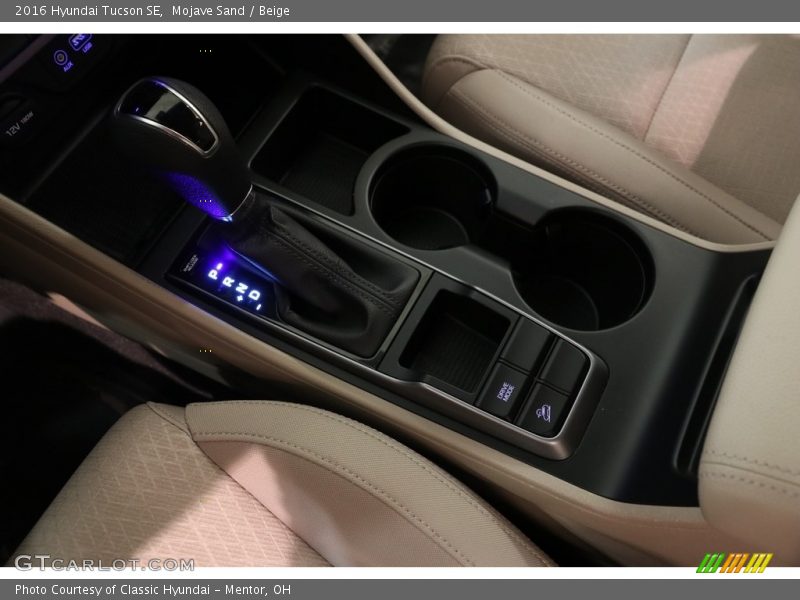 Mojave Sand / Beige 2016 Hyundai Tucson SE