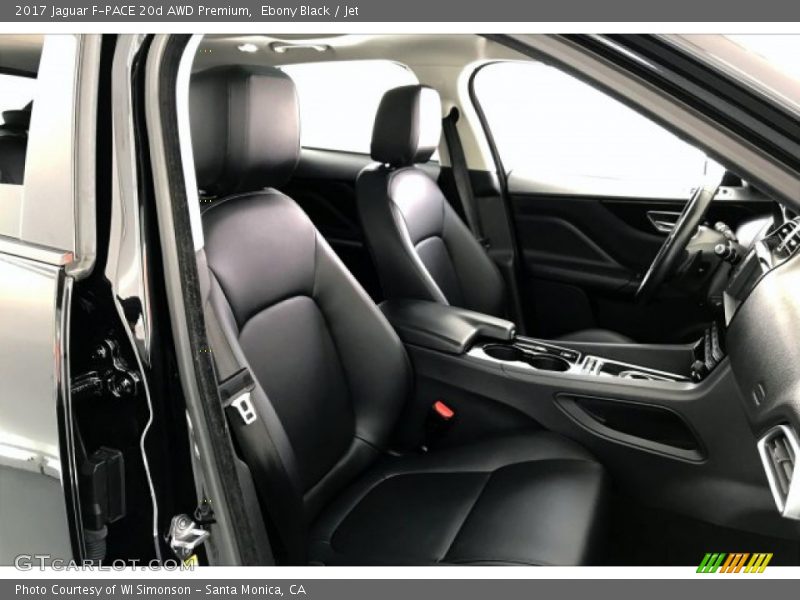 Ebony Black / Jet 2017 Jaguar F-PACE 20d AWD Premium